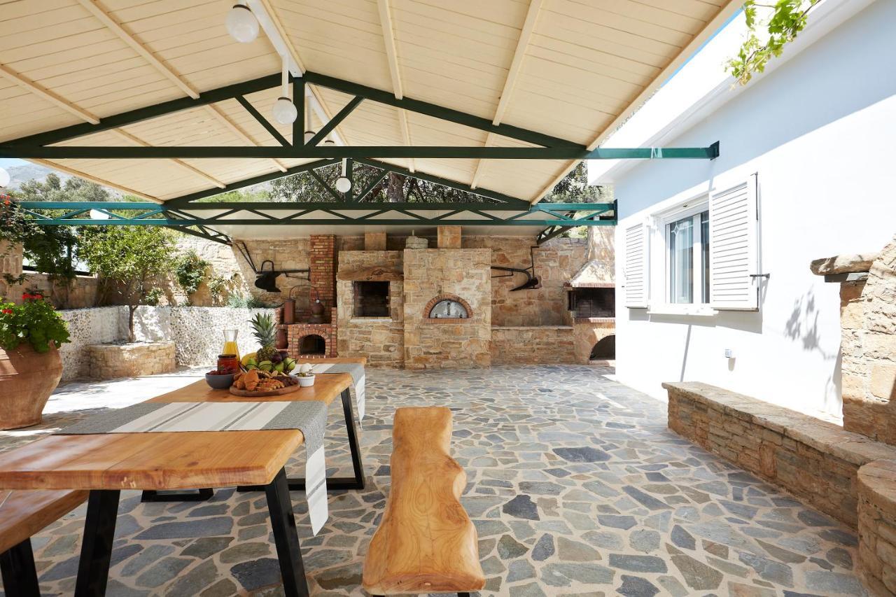 Dafni Villa A Place To Visit Orne Bagian luar foto