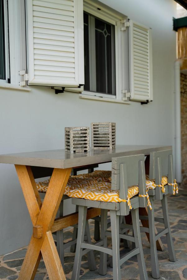 Dafni Villa A Place To Visit Orne Bagian luar foto