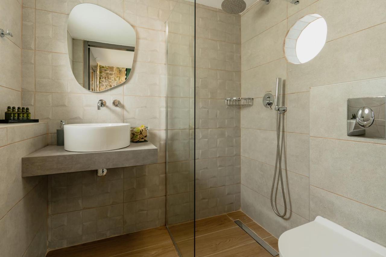 Dafni Villa A Place To Visit Orne Bagian luar foto