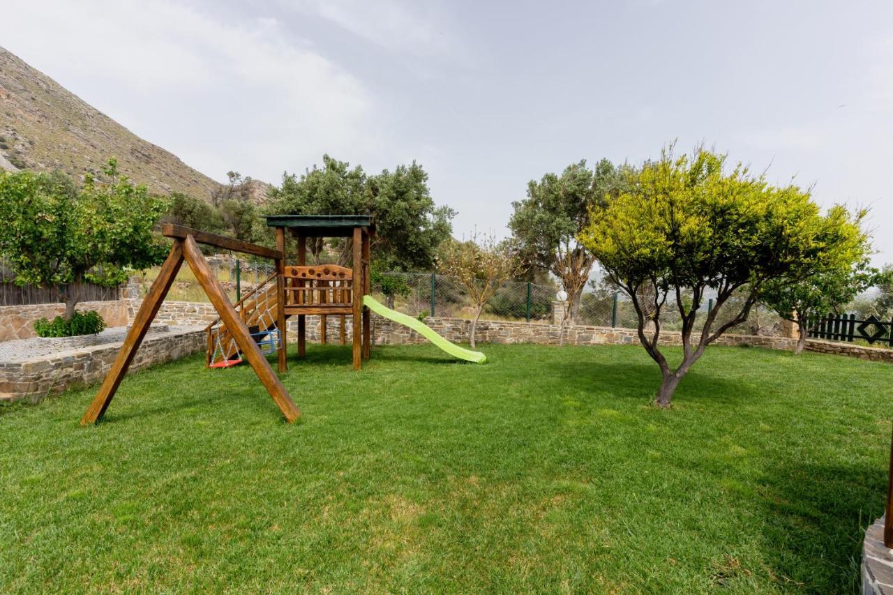 Dafni Villa A Place To Visit Orne Bagian luar foto
